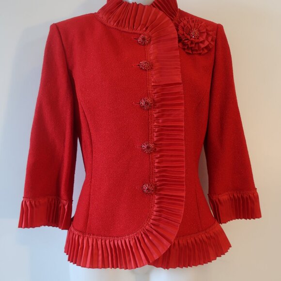 St. John Red Blazer with Pleated Trim Sz 12 - Picture 6 of 10